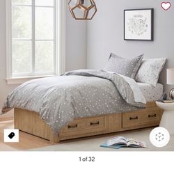 2 Belden Bed Pottery Barn Twin for Sale in Oakland Park FL OfferUp