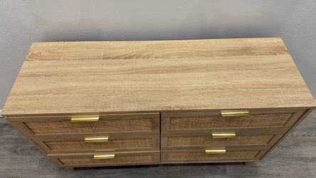 6 drawer Dresser