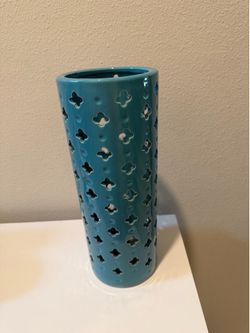 Shadeless blue table lamp