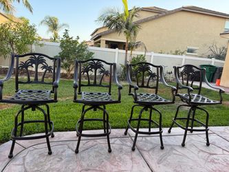 set of 4 heavy cast aluminum vintage bar stool with palm tree motif