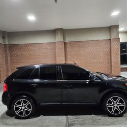///2011 Ford Edge Limited AWD///