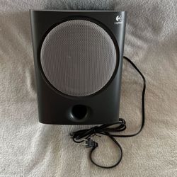 Logitech X – 220  Subwoofer Speaker works great looks great