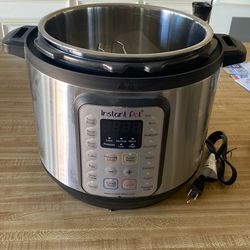 InstaPot And Accessories -only Used 1 Time!