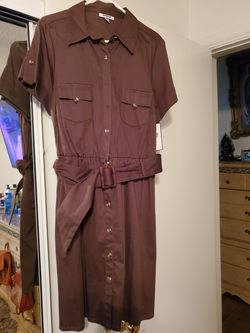 Dress with waist belt