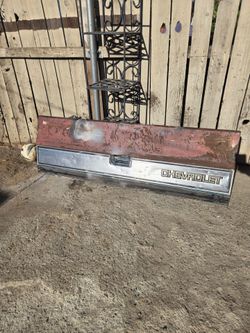 C10 square body tailgate