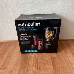 Nutribullet Smart Touch Blender Combo 1500W 64oz Touchscreen NBF50520 New In Box