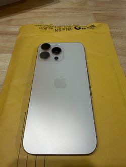 iPhone 16 pro max unlocked