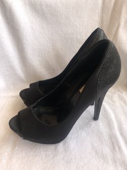 Steven Madden Women’s Tessi Heels