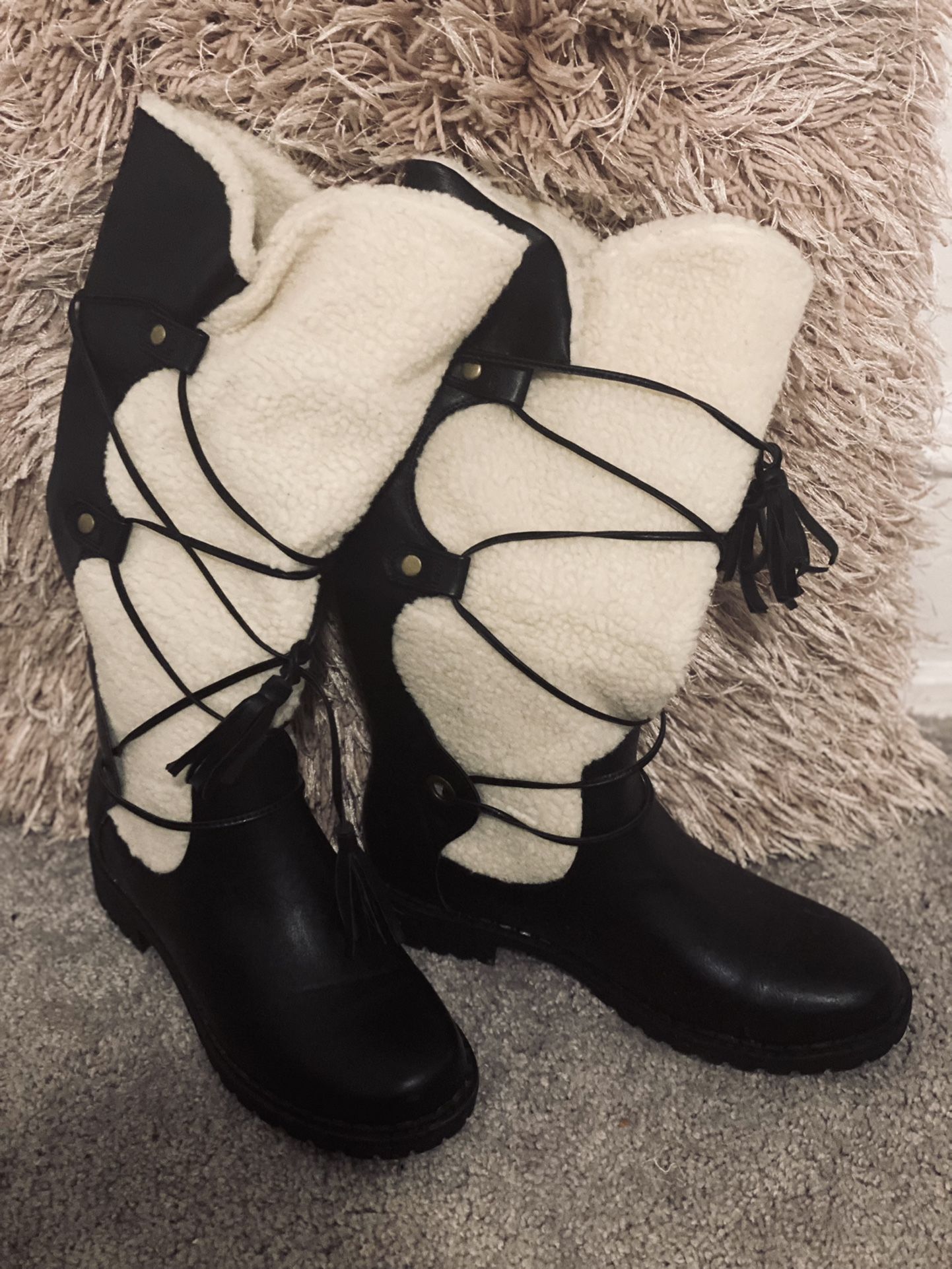 Size 9.5 Women Tall Boots