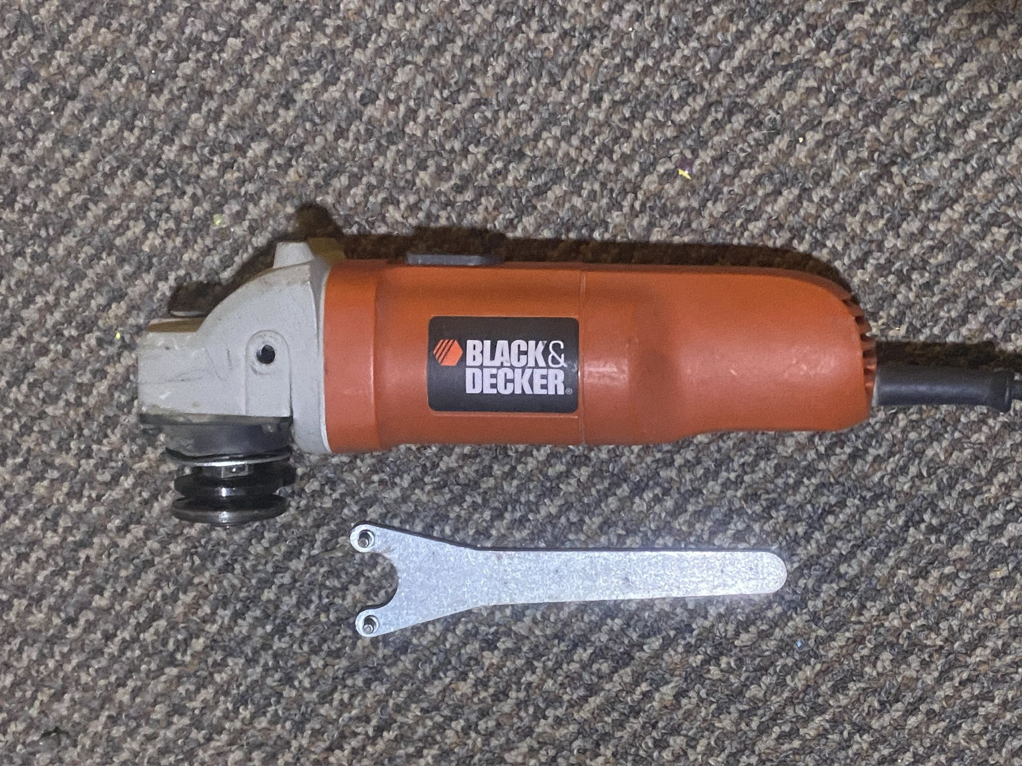 Black Decker Angle grinder 