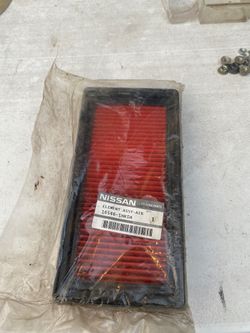Nissan air filter.