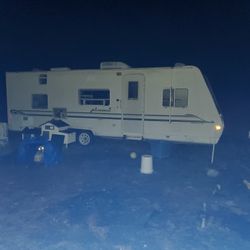 2000 Wilderness Travel CAMPER