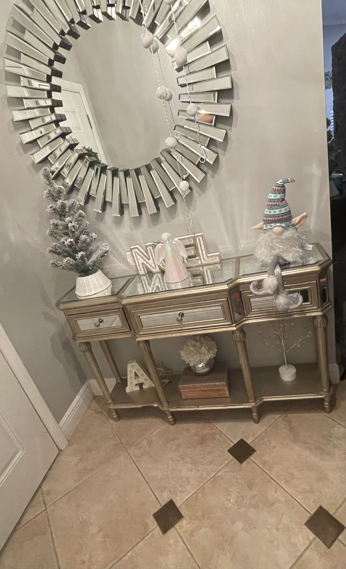 Console/entrance Table 