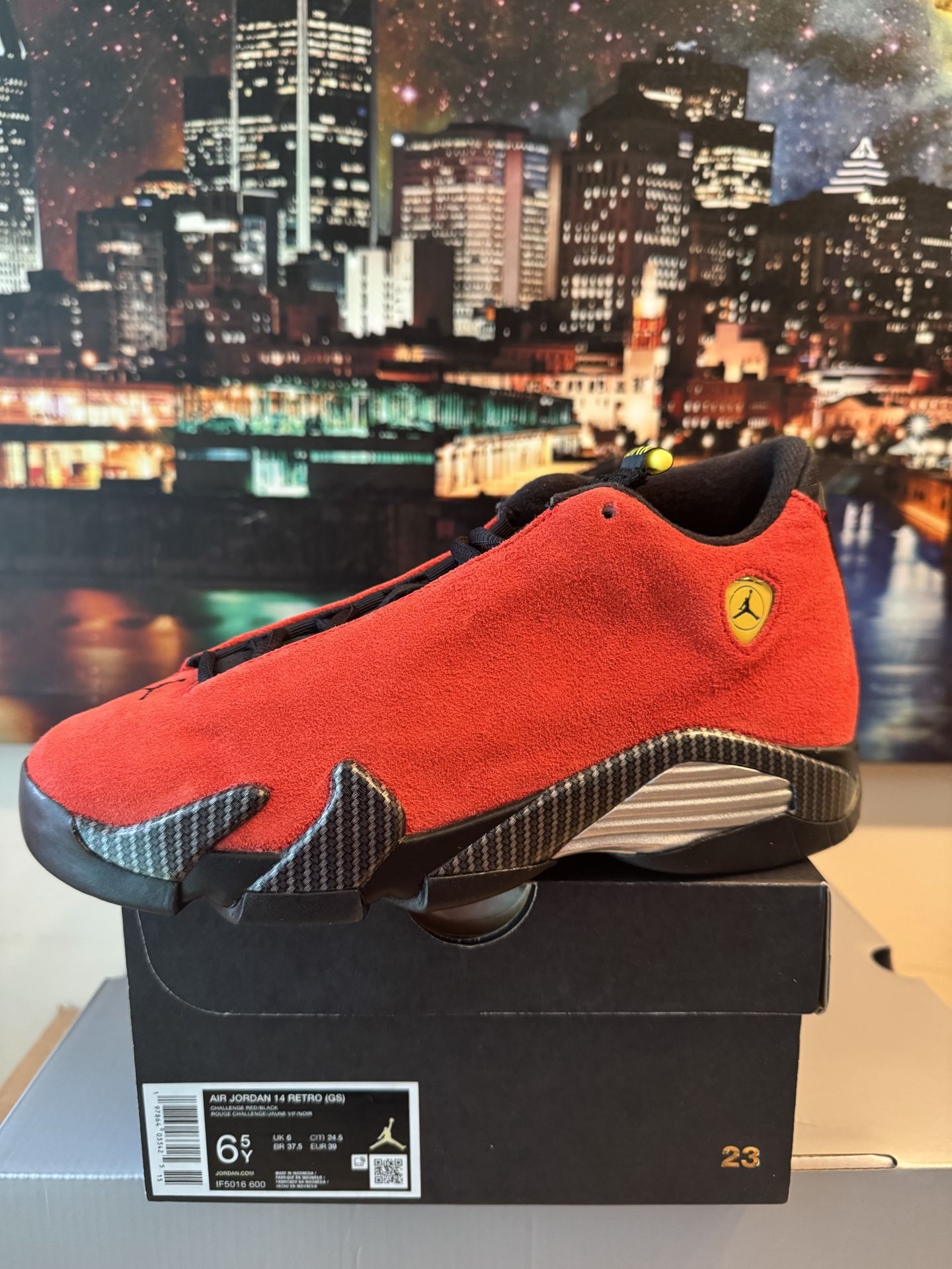 Air Jordan 14 Ferrari