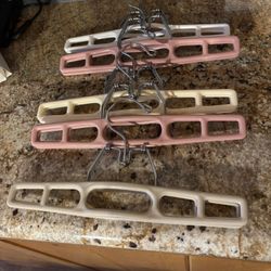 Skirt Hangers Set Of 25