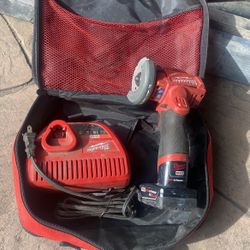 Milwaukee Cut Off Tool 