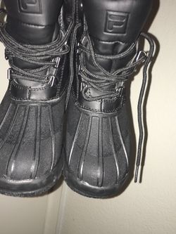 Fila Snow Boot Size 2 Kids