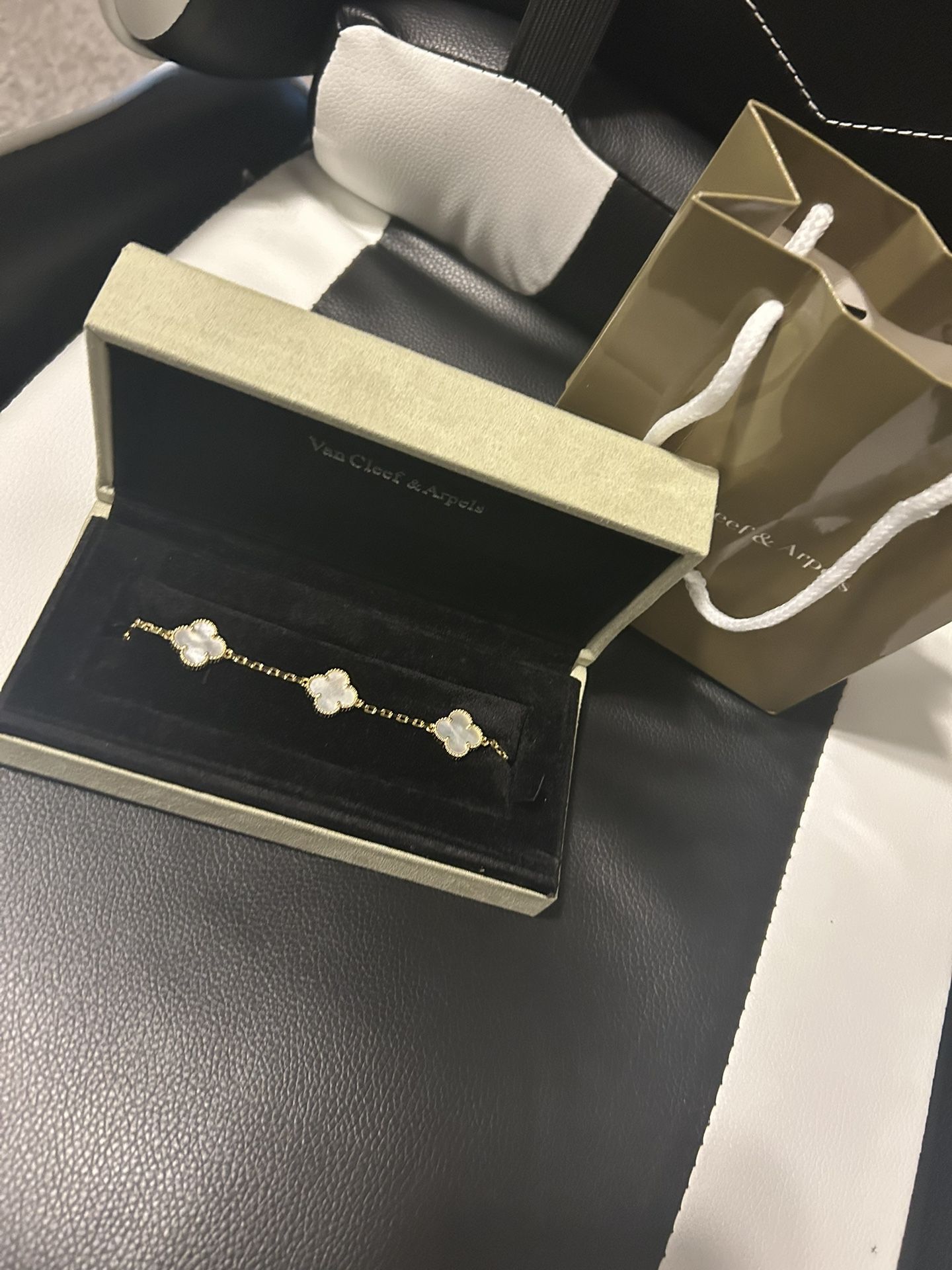 Van Cleef & Arpel