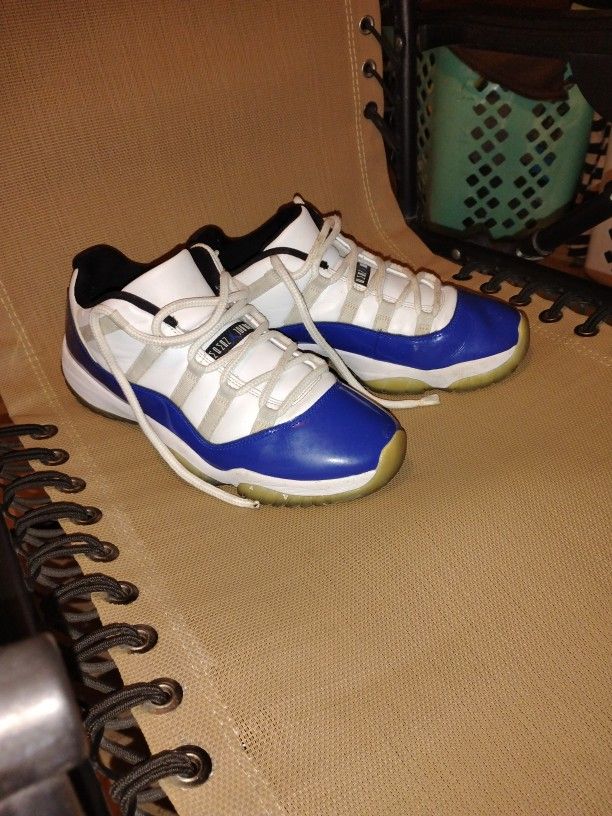 Used (Normal Wear) Women's Jordan 11