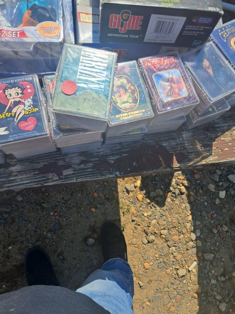 Cards Lot