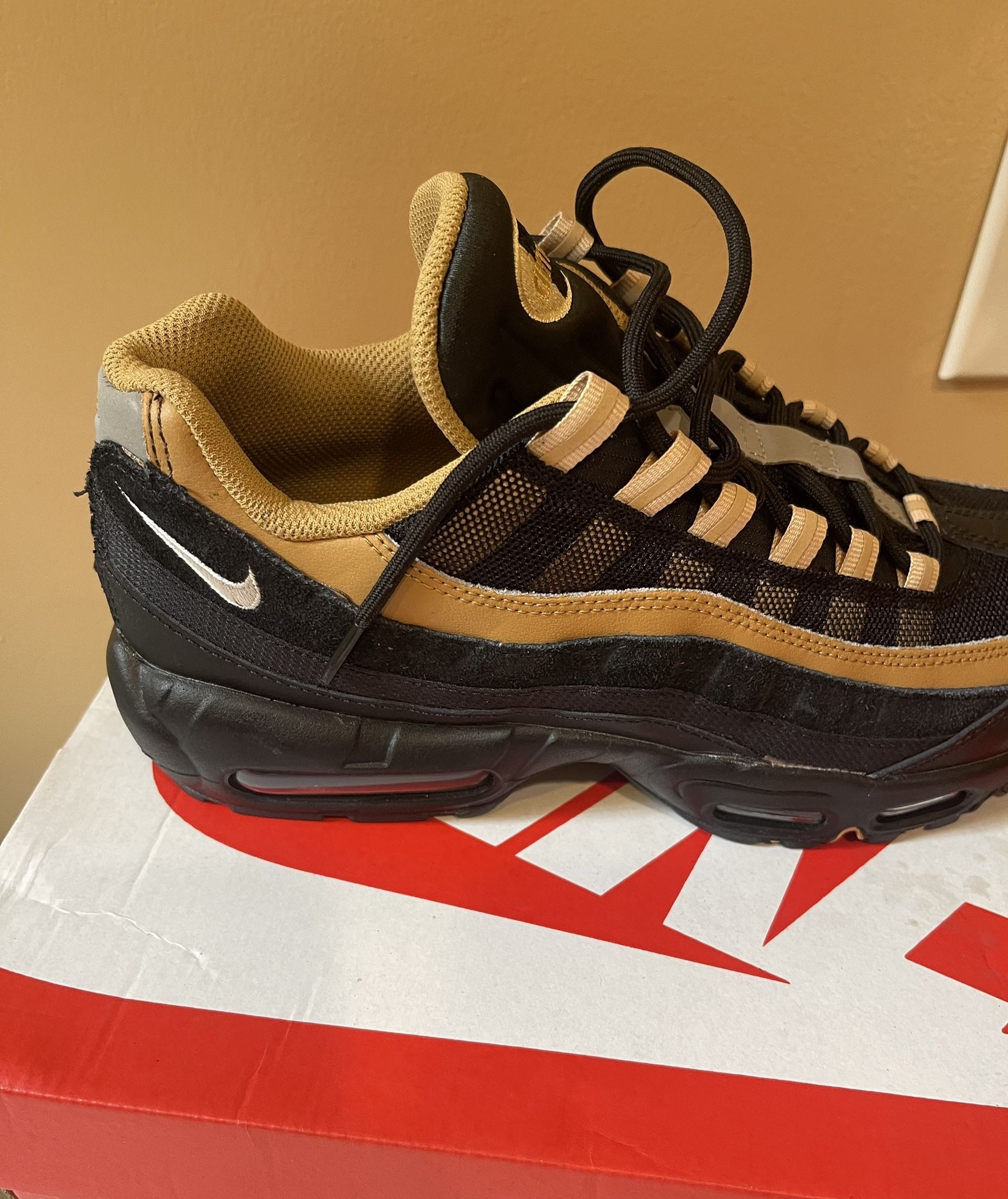 Nike