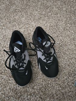 Nike Kids 6.5Y Freak 4s