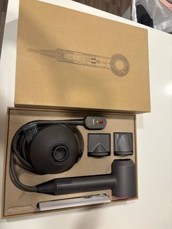 Dyson Supersonic Hair Dryer with Attachments