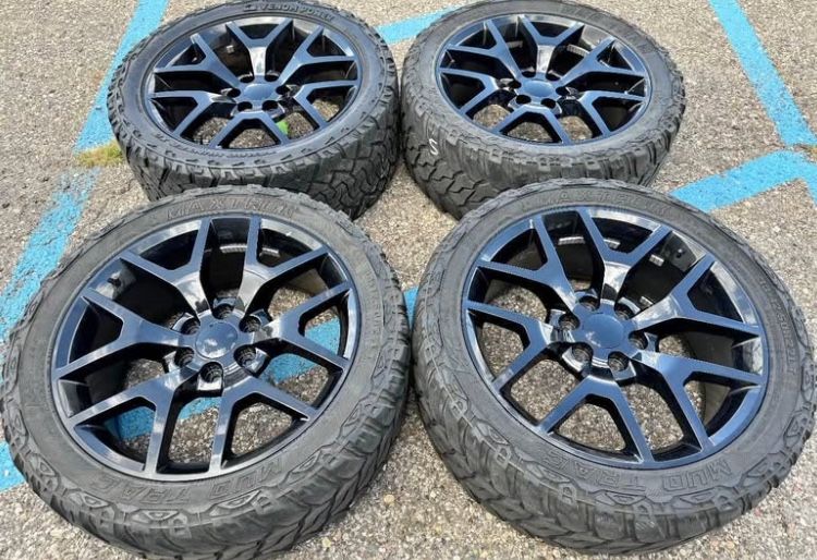 22” CHEVY SILVERADO TAHOE SUBURBAN WE FINANCE SET GMC SIERRA YUKON RIMS WHEELS 33” TIRES