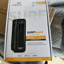  ARRIS SURFboard SBG10, which is a "2-in-1" device—both a DOCSIS 3.0 cable modem and an AC1600 Wi-Fi router