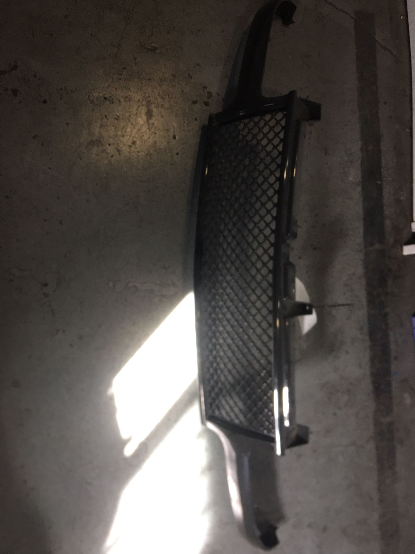 2004 Tahoe Front Grill Aftermarket 