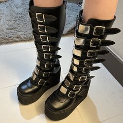 Goth boots size 5- 5 1/2