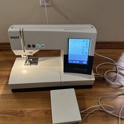 Pfaff Creative 2144 Sewing Embroidery Machine 