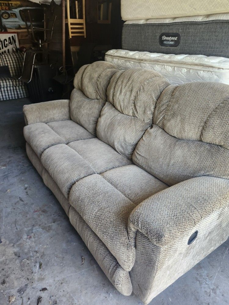 Furniture Couches