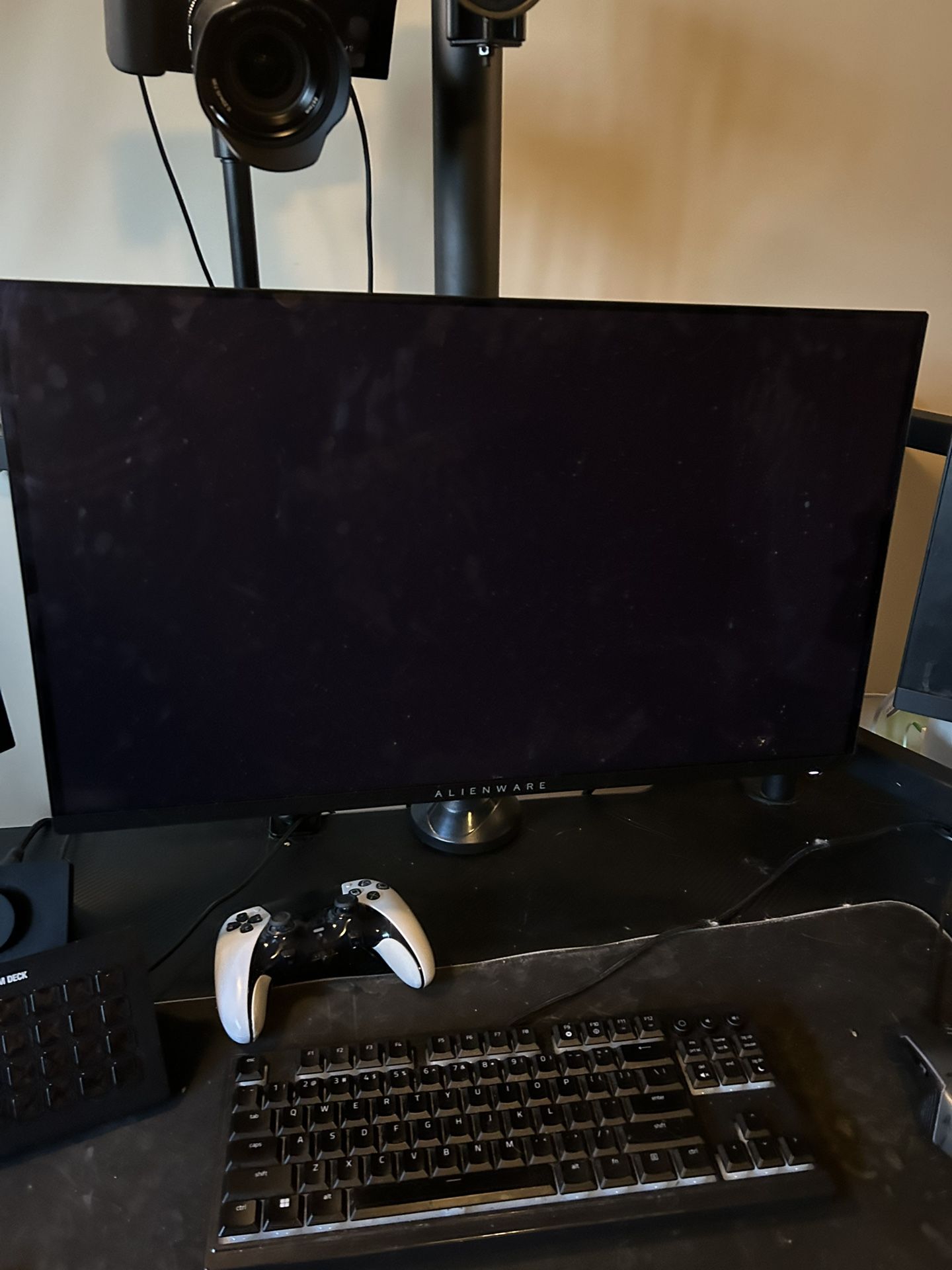 Alienware 27 inch 360Hz 1440p Gaming Monitor - AW2725DF