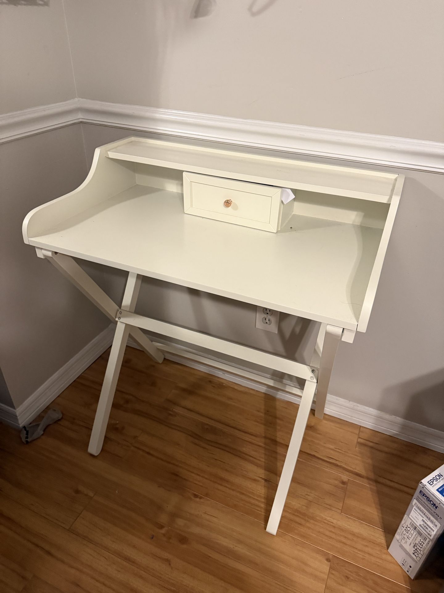 Foldable Writing Desk