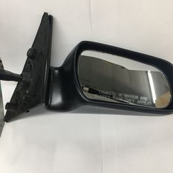 Rh Side Manual Mirror For Toyota Camry 97-91.   #*2