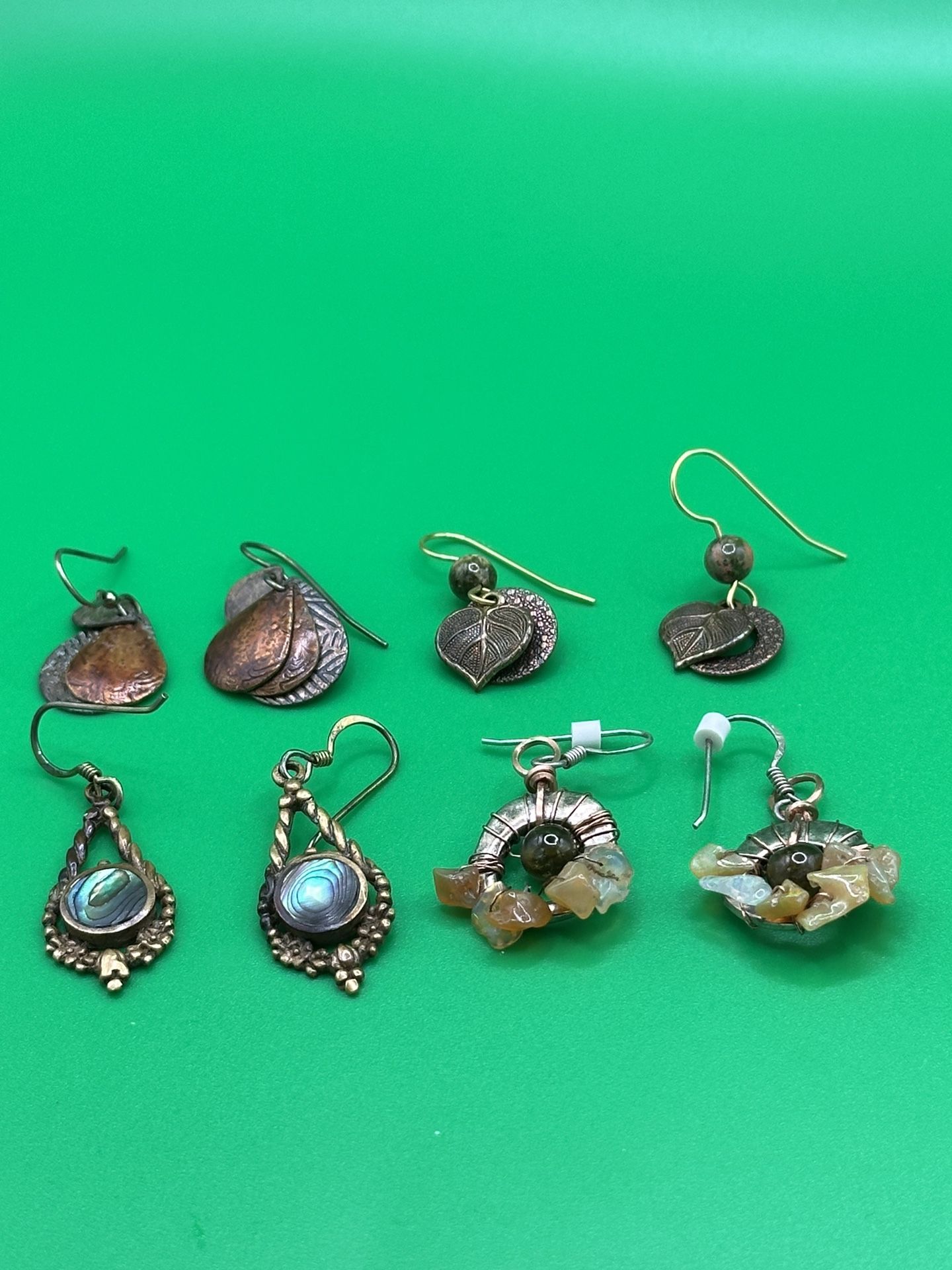 Lot Of 4 Pairs Of Copper Dangling Drop Earrings Albalone Acrylic Jasper Bead One Copper Disc Is Missing Good Condition