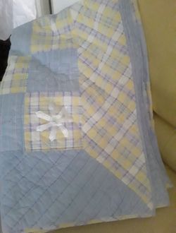 Tommy Hilfiger Full Size Quilt