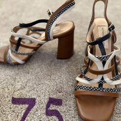 Women’s 7.5 New Shoes 