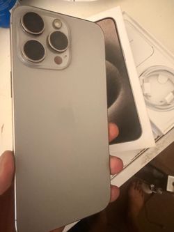 iPhone 15 pro max.