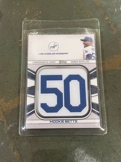 MOOKIE BETTS - 2022 TOPPS COMMEMORATIVE JERSEY NUMBER MEDALLION CARD - VERY GOOD CONDITION