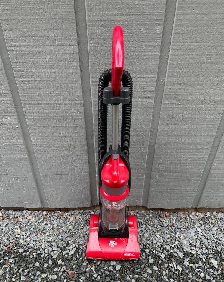 Dirt Devil Power Express Upright Bagless Vacuum With Above Floor Cleaning Model UD20120