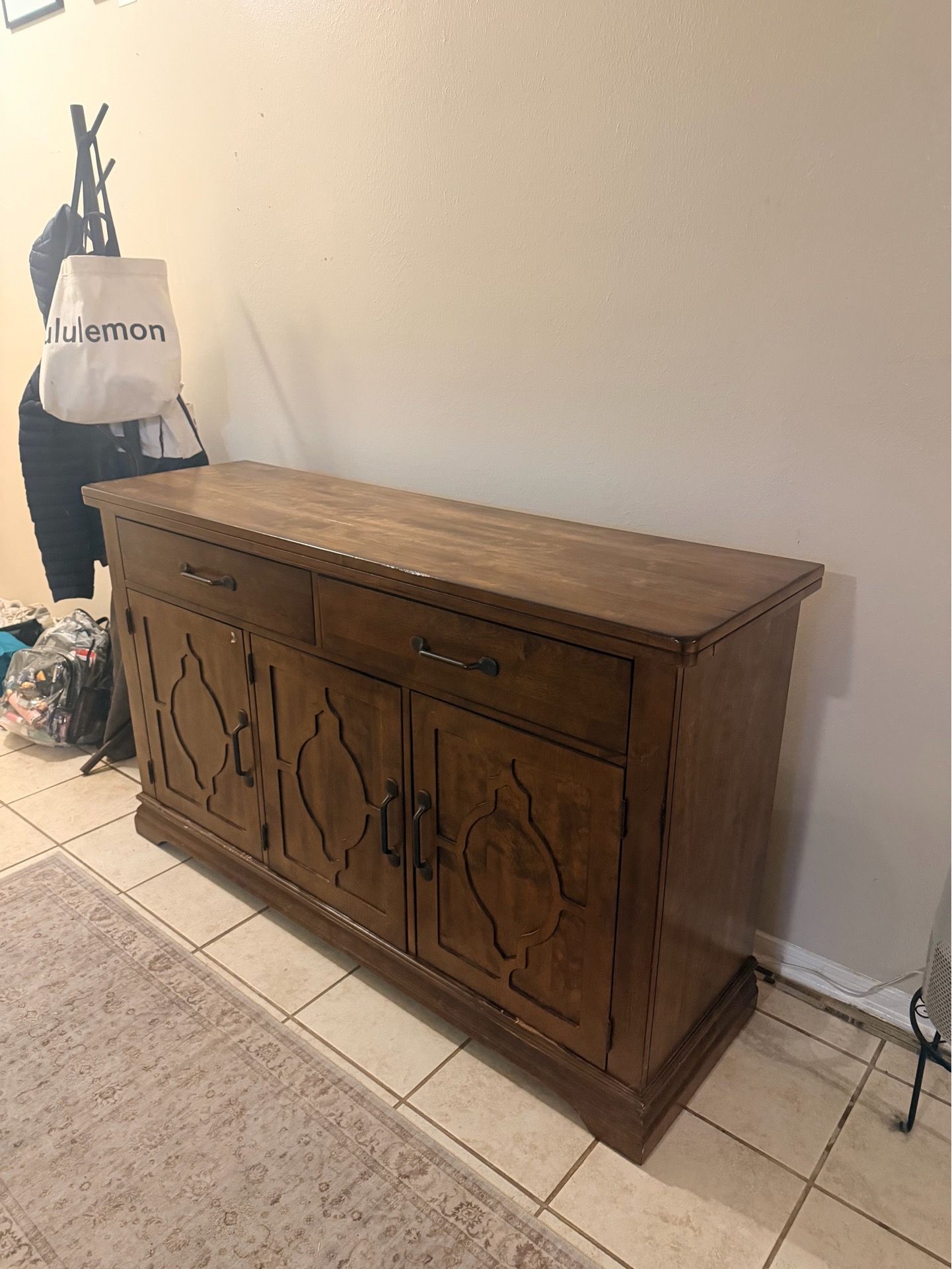 Entry way furniture