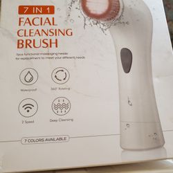 Facial Cleansing Brush 