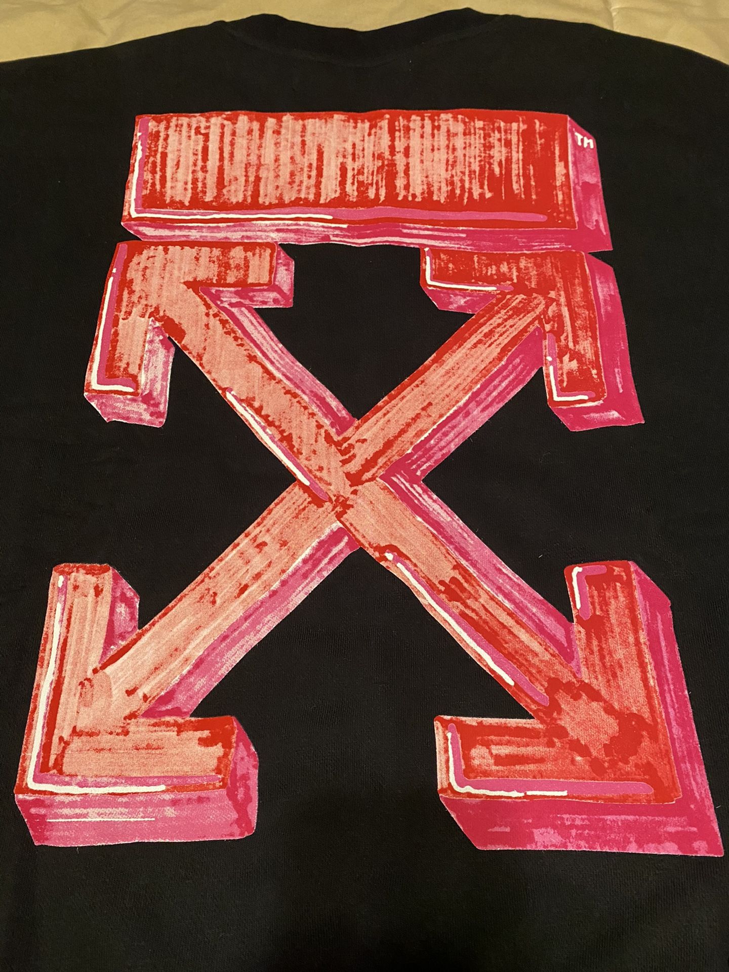 Off white sweatshirt Fits a medium & Large