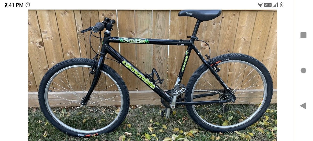 Cannondale Mountain Bike