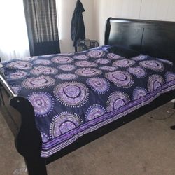 Queen bed