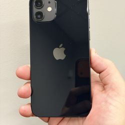 IPhone 12  64  GB,  Great Condition !! UNLOCKED use any carrier.  For Parts!!     (READ DESCRIPTION)