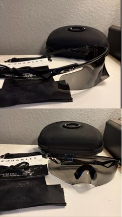 Oakley’s Esconder
