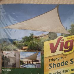 Triangle shade sail 12'x12', New